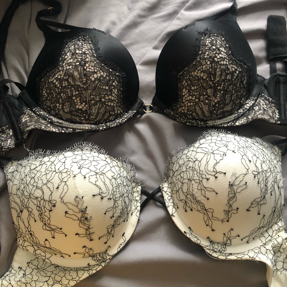 Victoria Secret Bombshell plunge bras